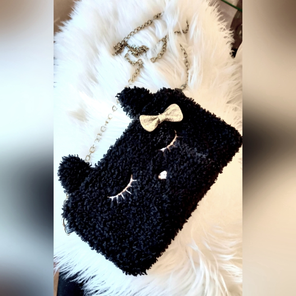 Cross body purse